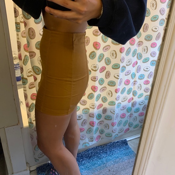 Burnt orange skirt - Picture 6 of 6